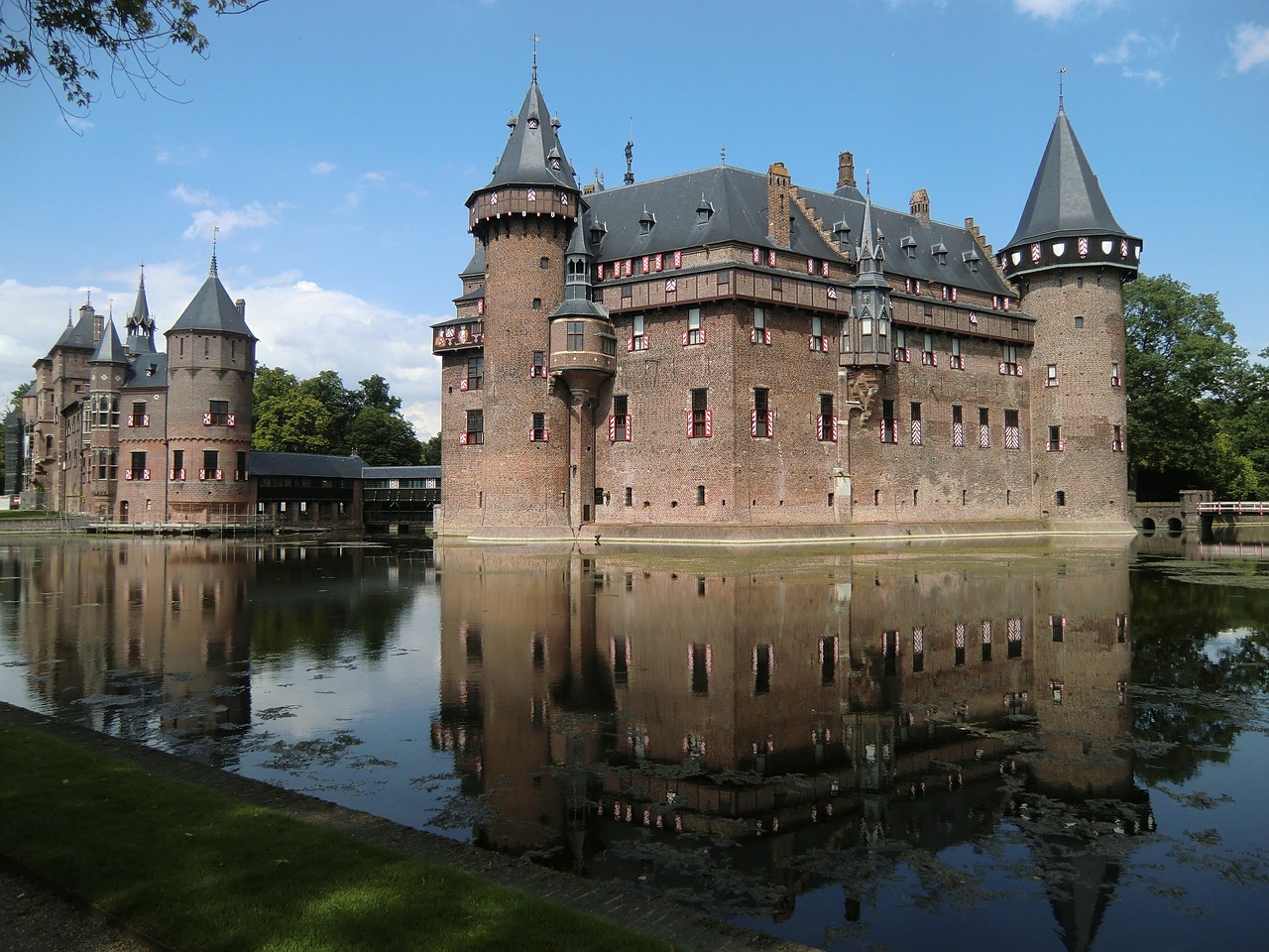 castle netherlands de haar free photo