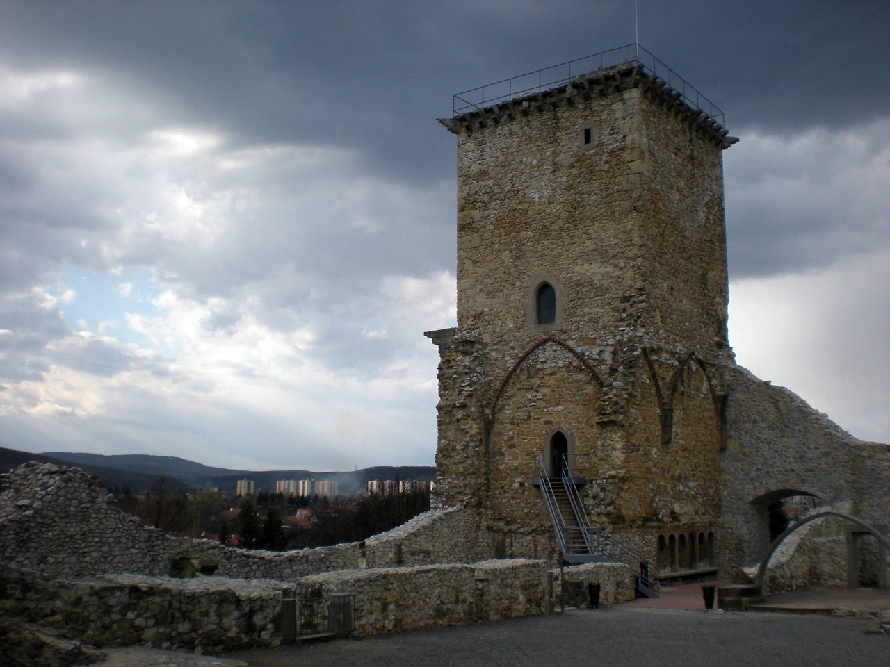 castle castle of diósgyőr miskolc hungary free photo