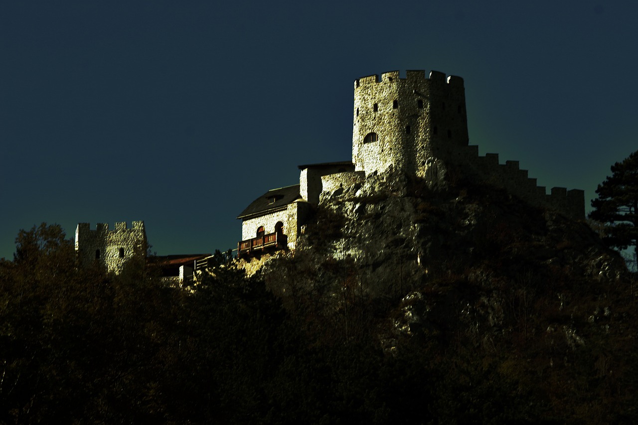 castle austria building free photo