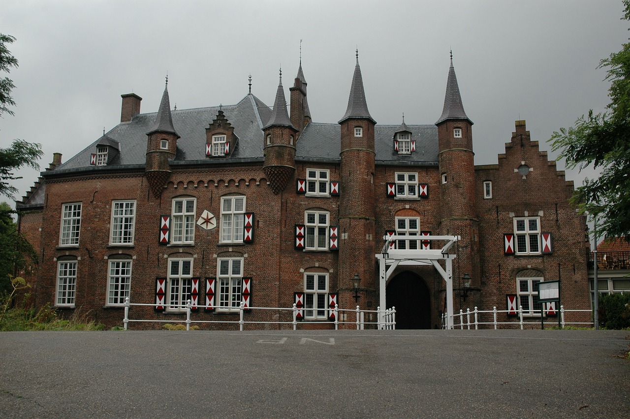 castle maurick old free photo