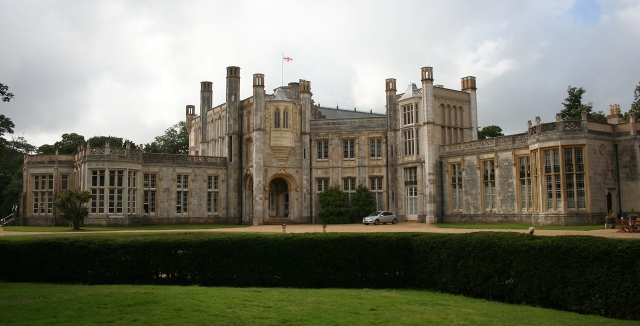 castle highcliffe stately free photo