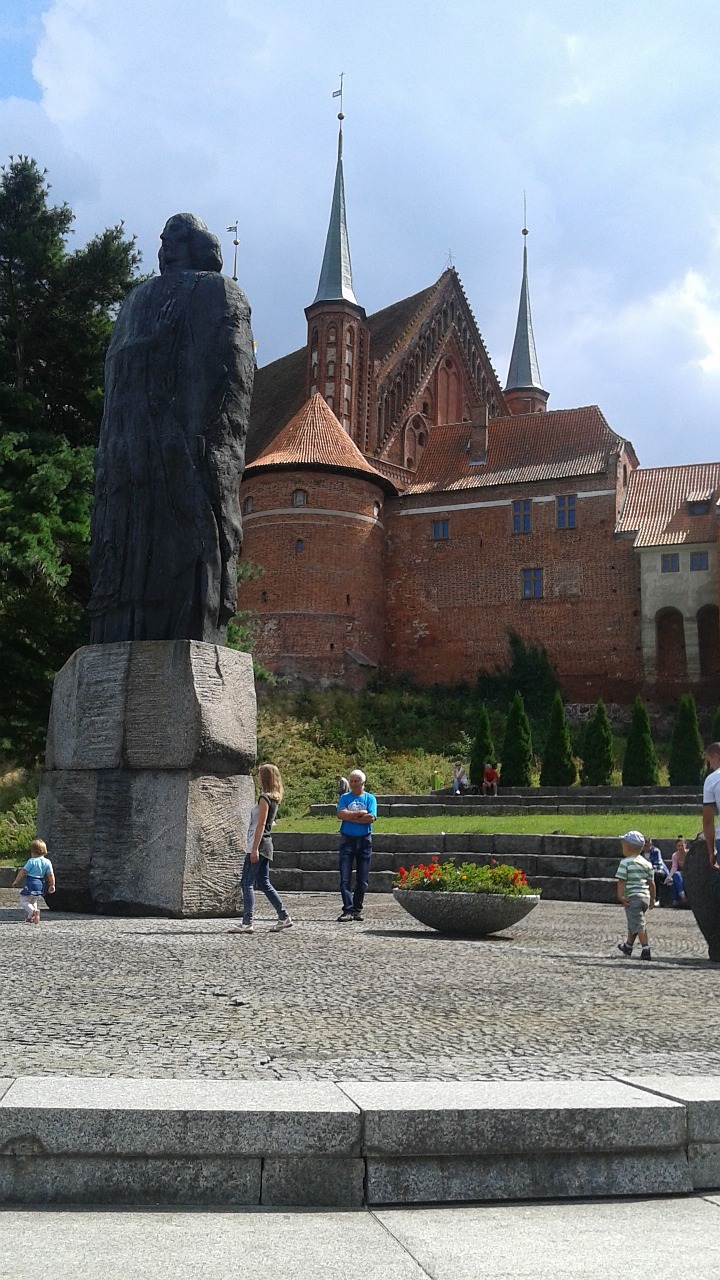 castle sculpture poland free photo