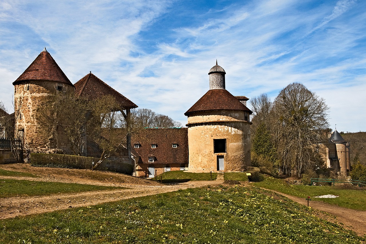 castle chatelux yonne free photo