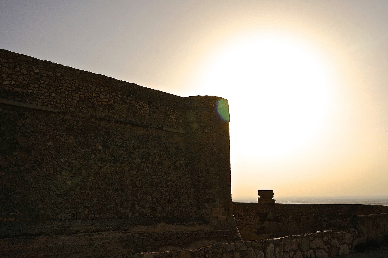 castle sunset chinchilla free photo