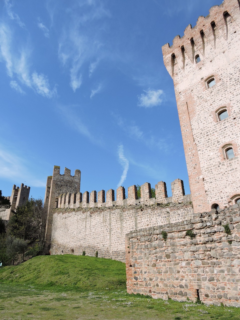 castle torre medieval free photo