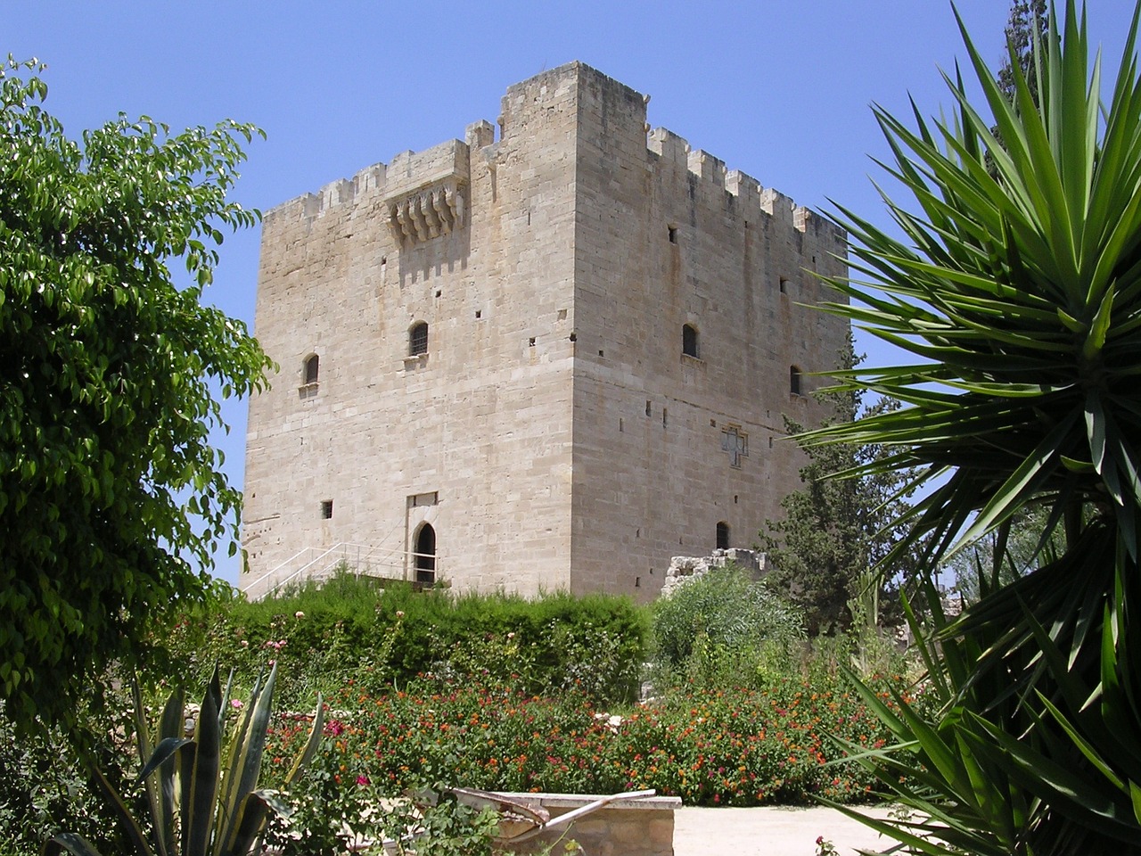 castle cyprus medieval free photo