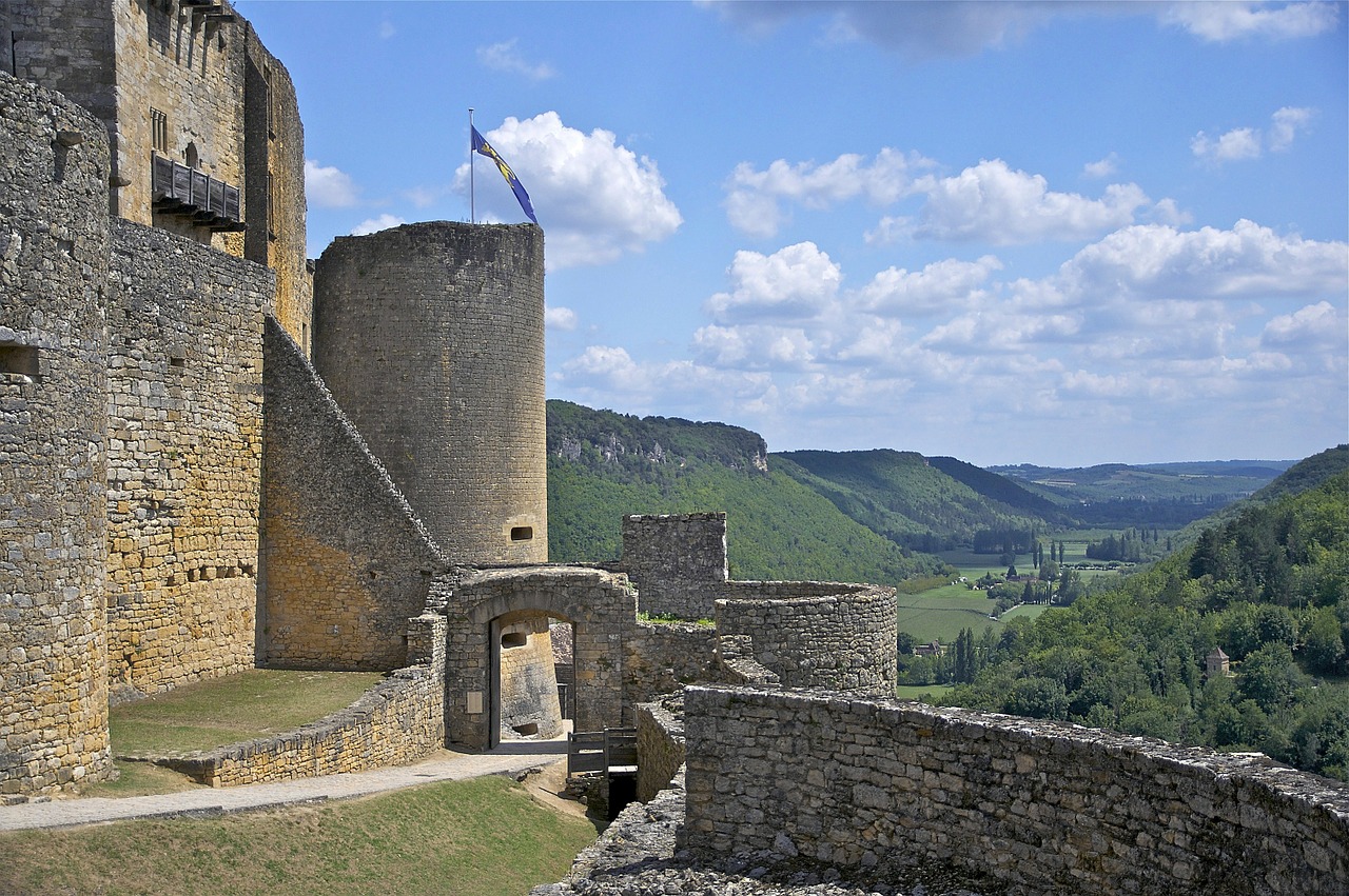 castle france sky free photo