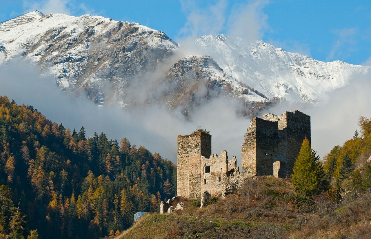 castle ruins mountains free photo