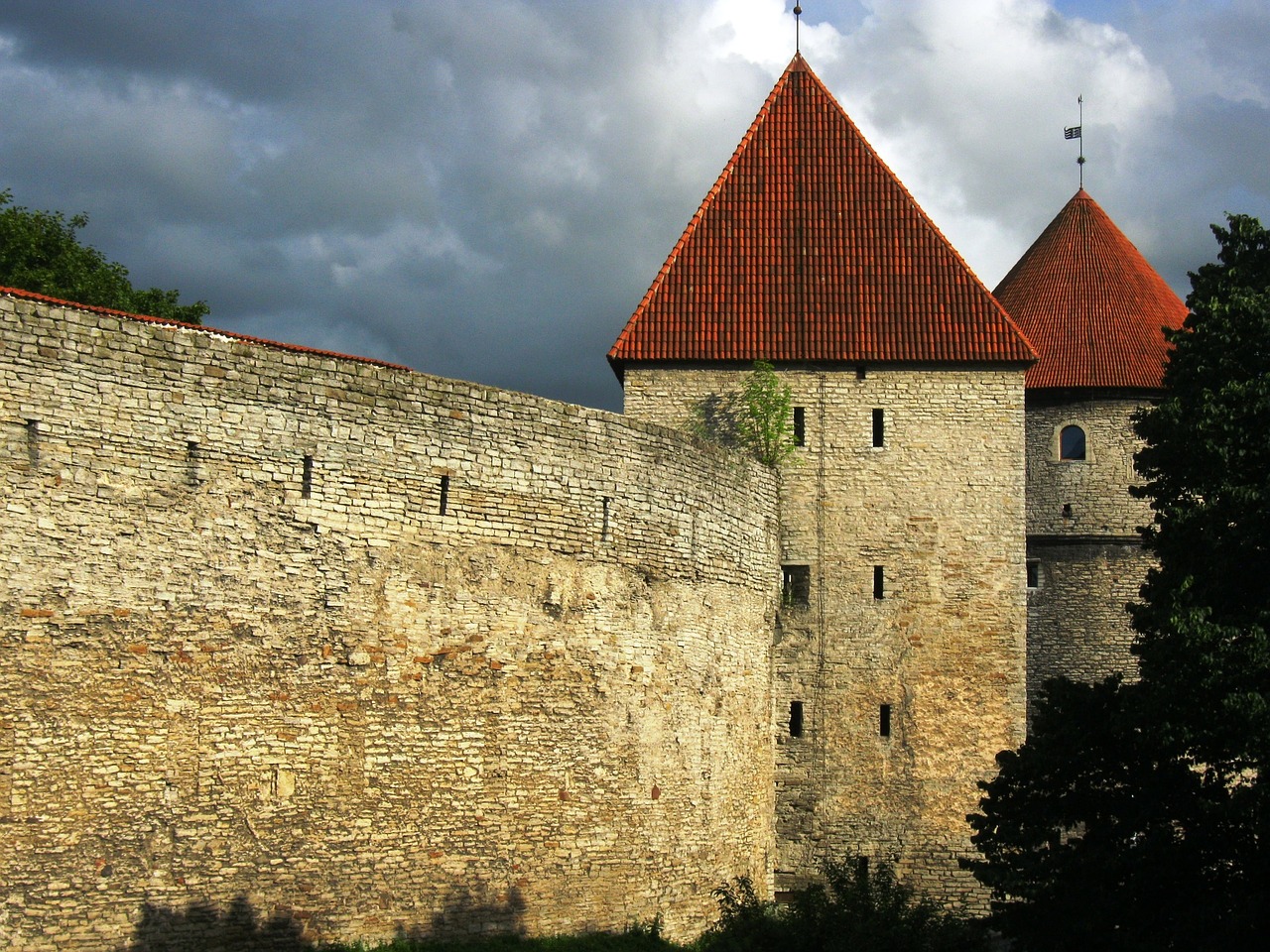 castle walls talinn free photo