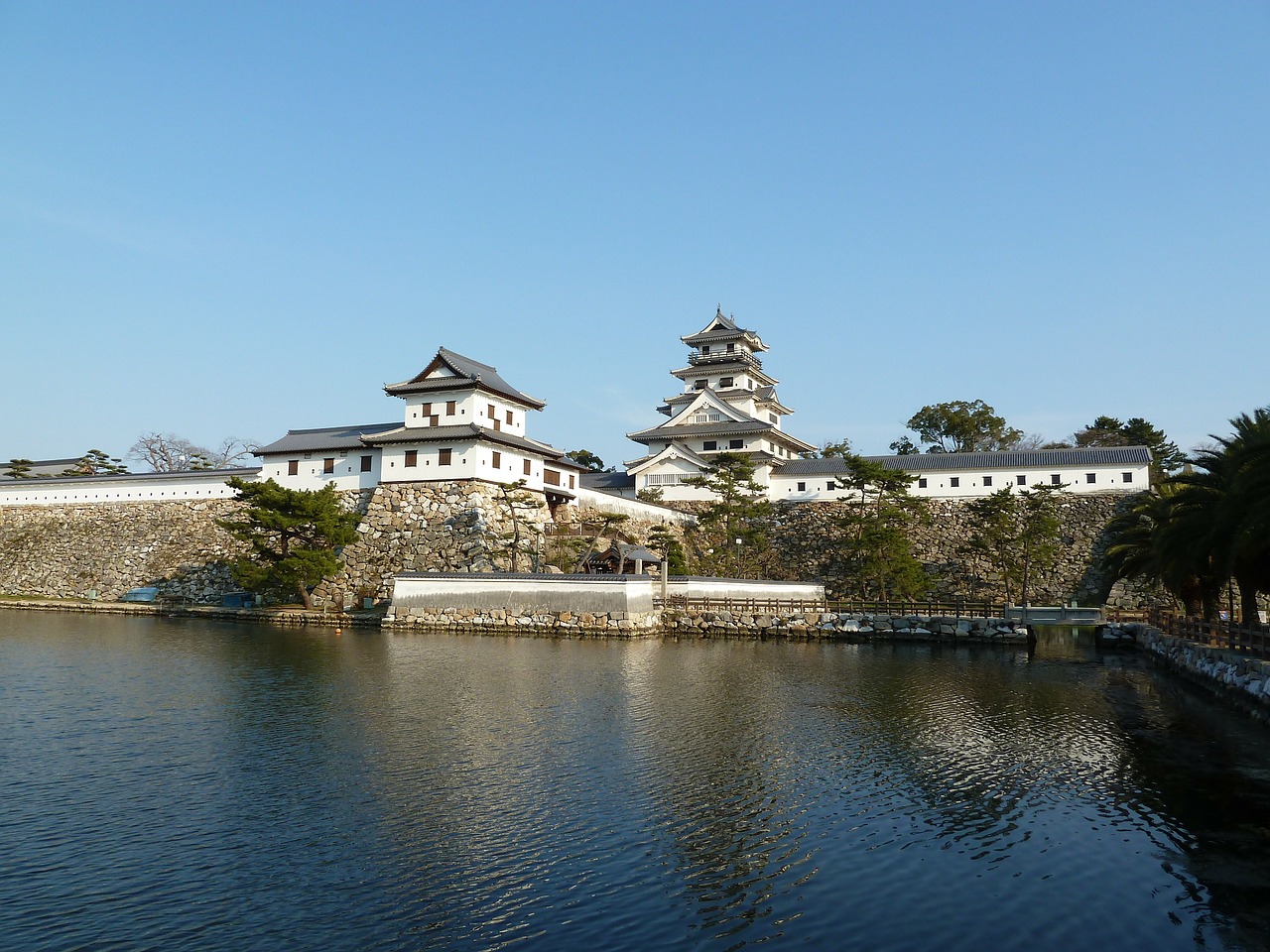 castle buildings architecture free photo