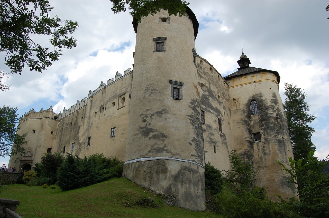 castle monument architecture free photo