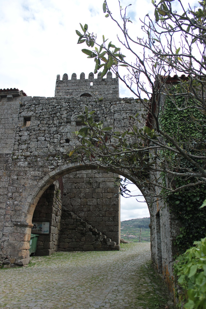 castle convent battlements free photo