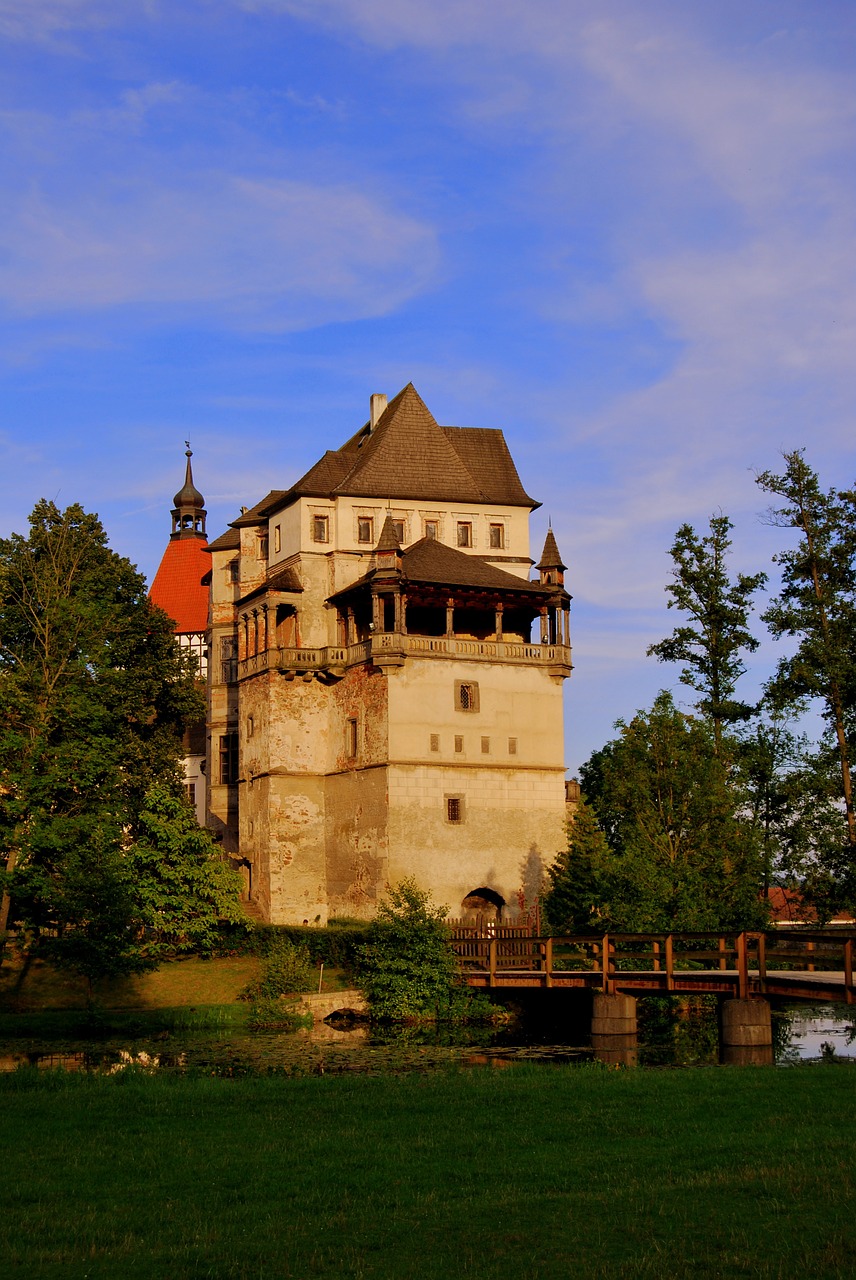 castle landscape czech republic free photo