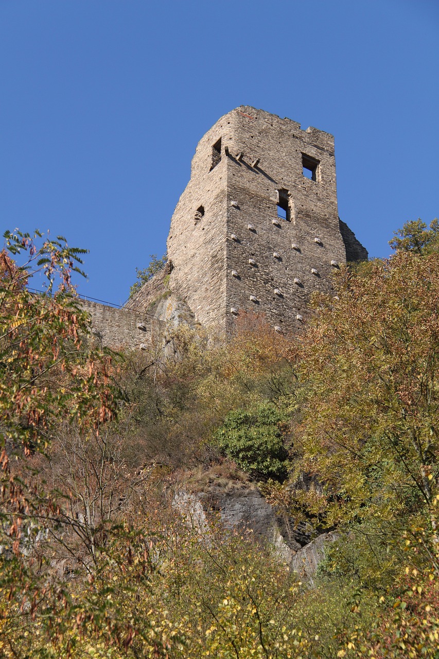 castle are altenahr ruin free photo