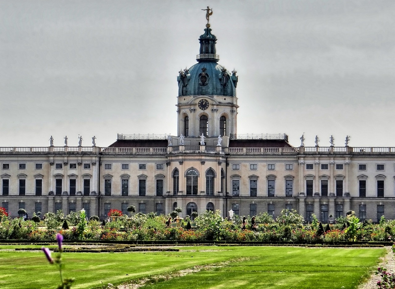 castle charlottenburg back berlin free photo