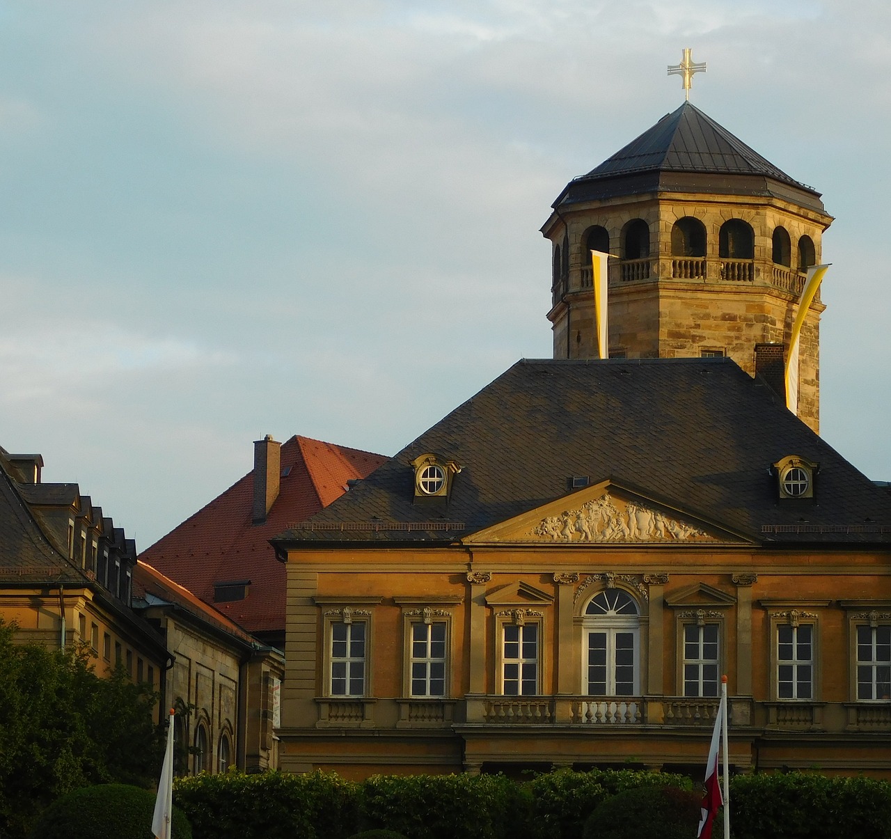 castle church in the sun church free photo