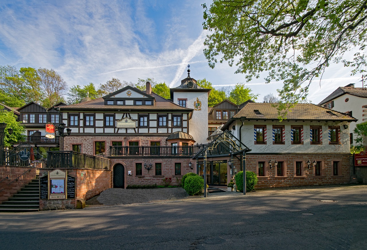 castle hotel mespelbrunn bavaria free photo