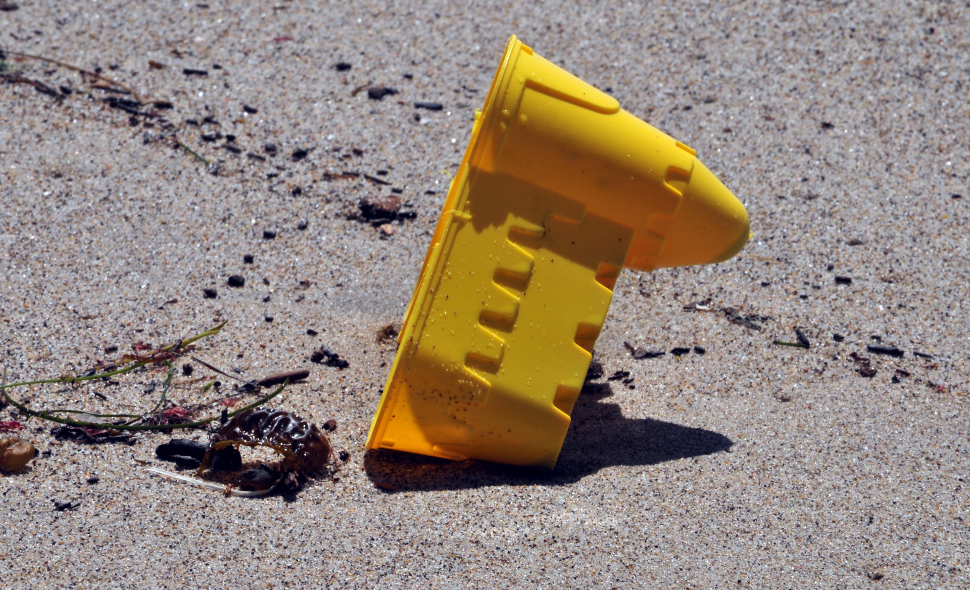 sand castle beach toys yellow free photo