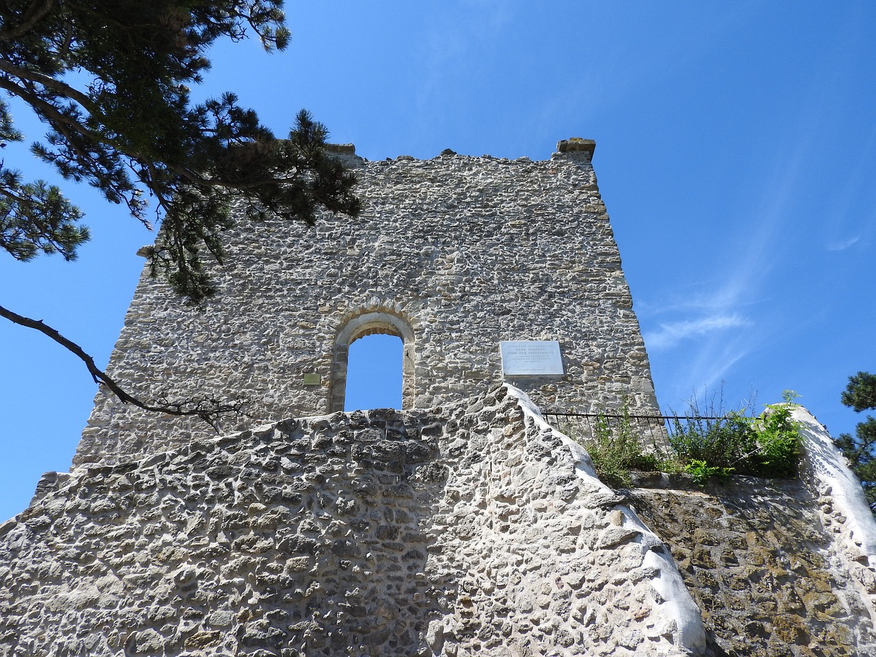 castle of mödling burgruine castle free photo