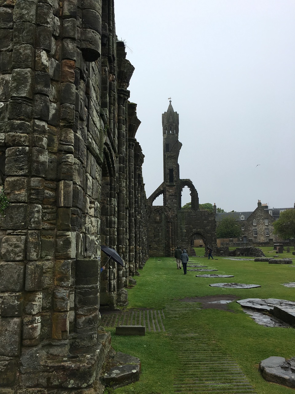 castle ruins scotland rain free photo