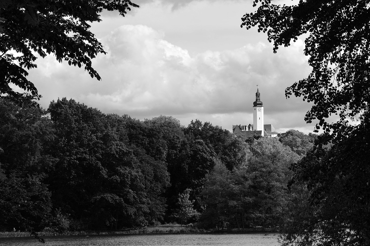 castle tower  greiz  mystical free photo