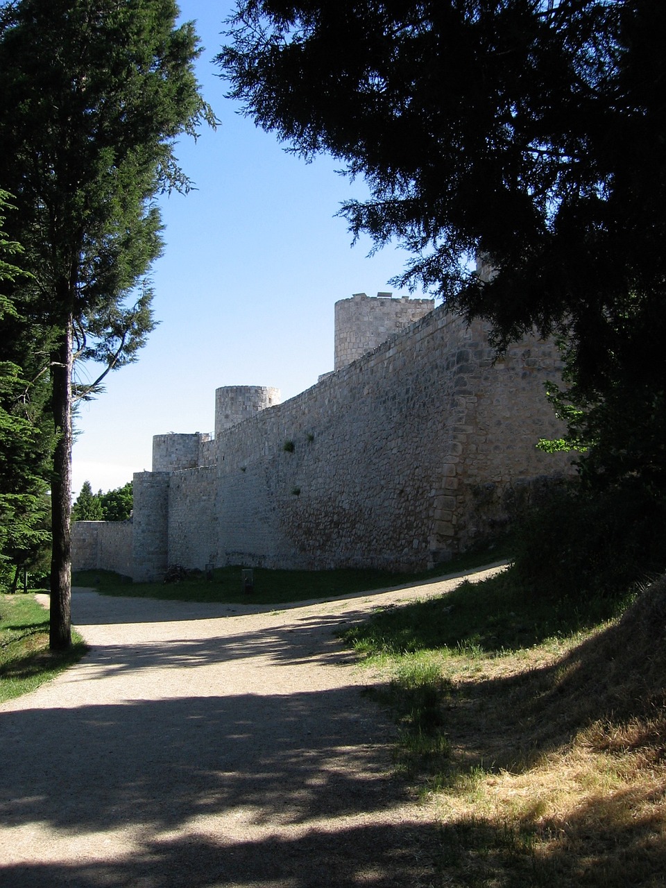 castle wall castle burgos free photo