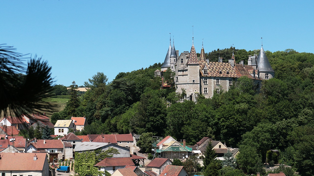 castles castle the rochepot free photo