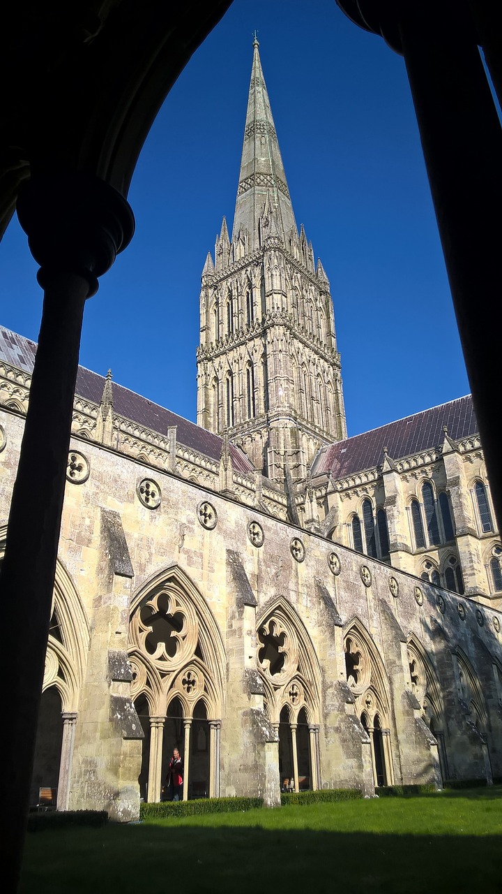 cathedral salisbury gothic free photo