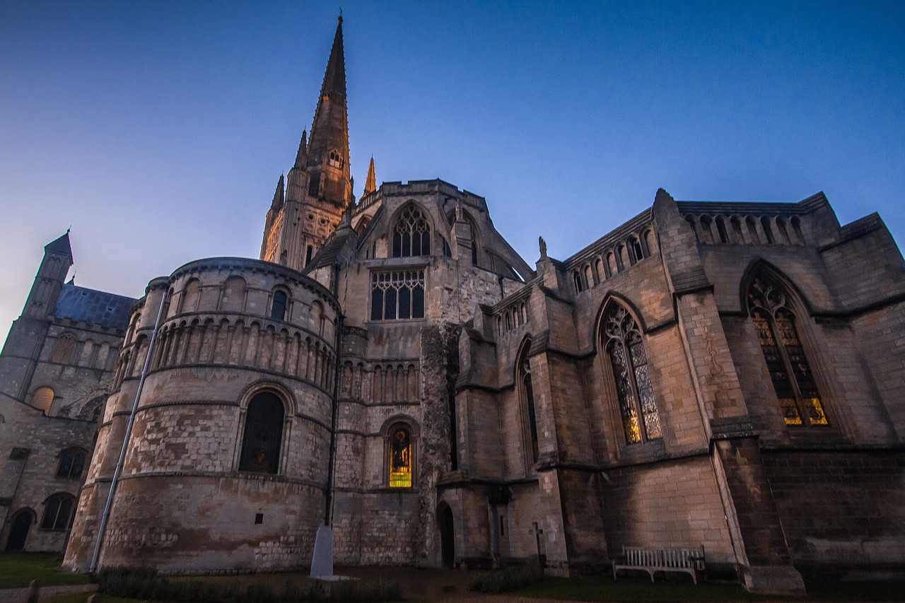 cathedral ancient building church free photo