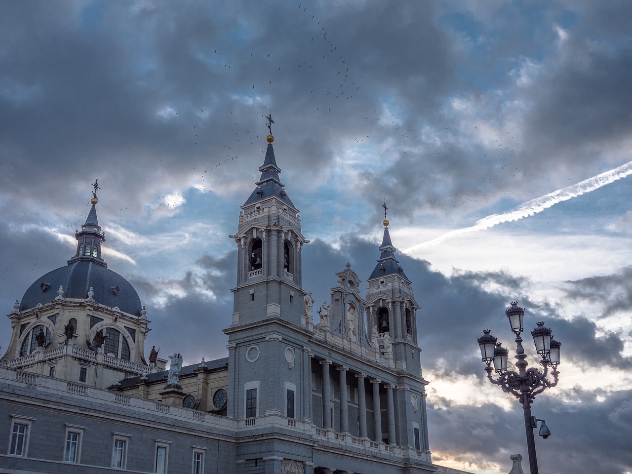 cathedral birds sky free photo