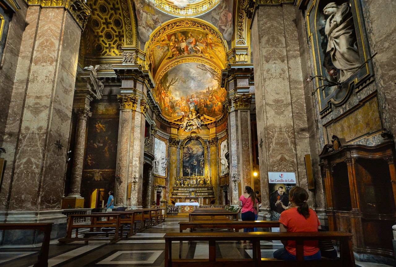 cathedral interior italy free photo