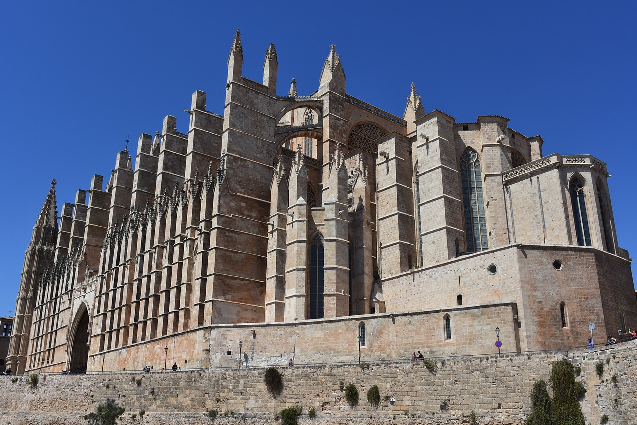 cathedral palma de mallorca building free photo