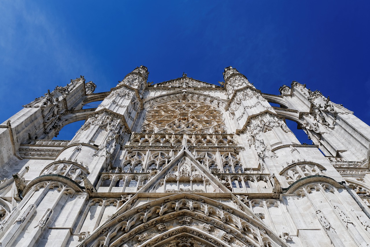 cathedral beauvais picardy free photo