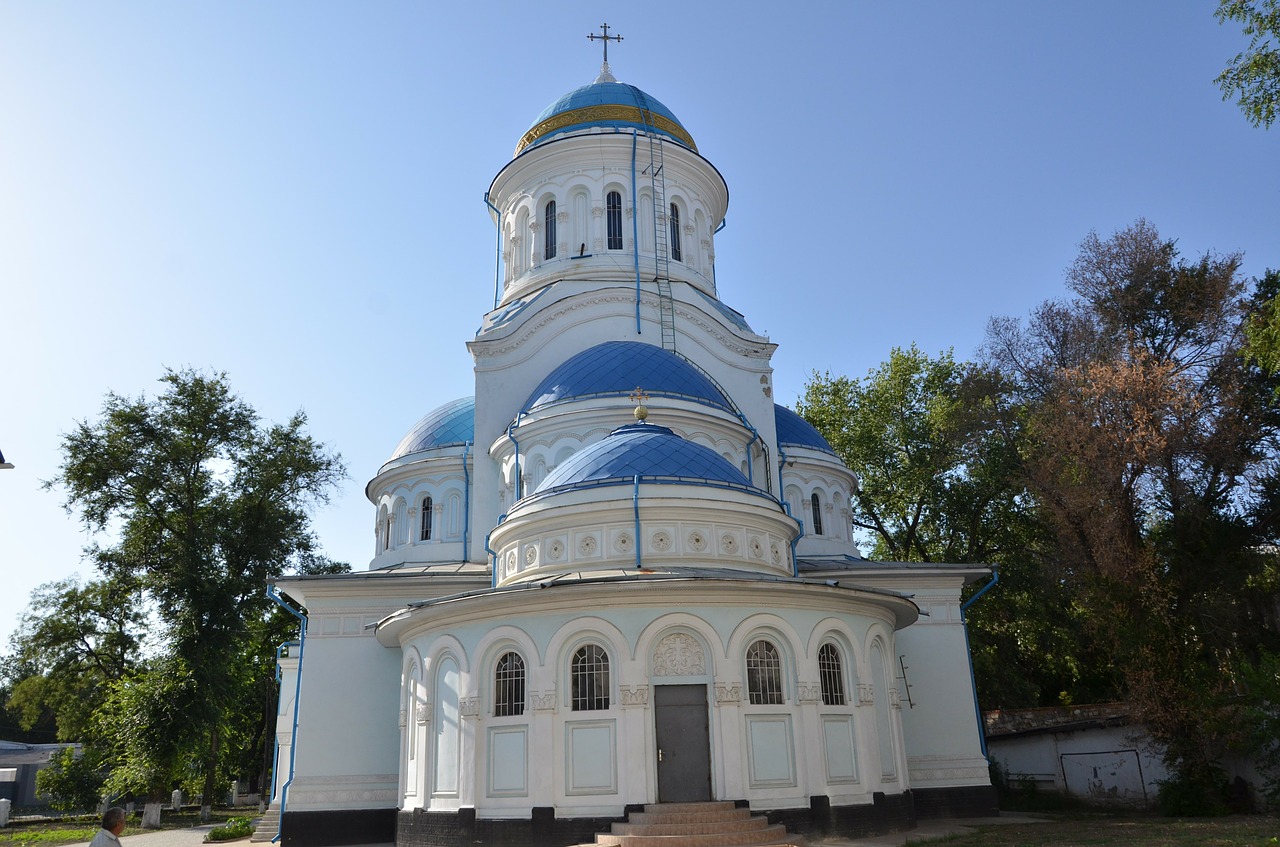 cathedral chisinau religion free photo