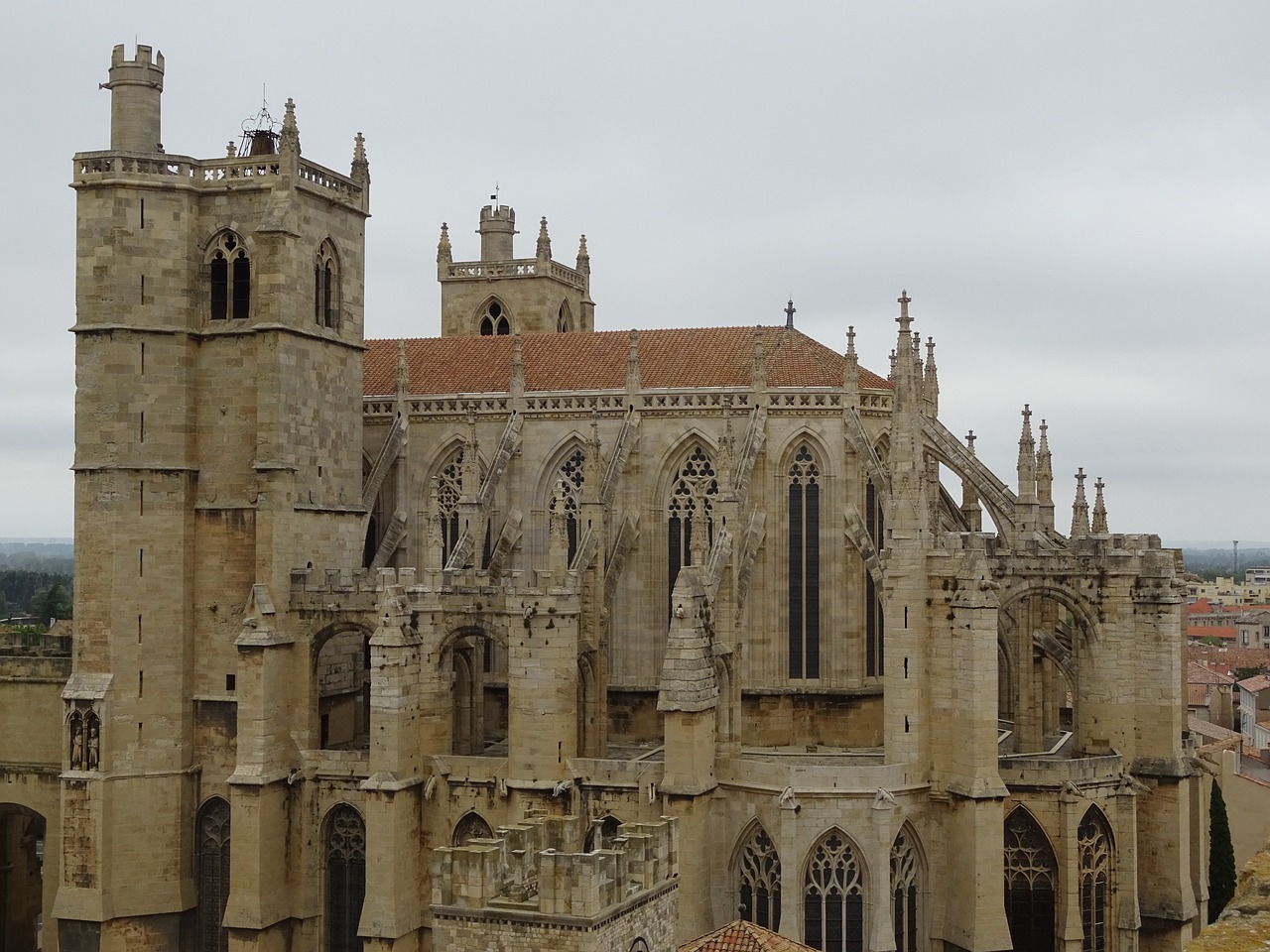 cathedral narbonne buildings free photo