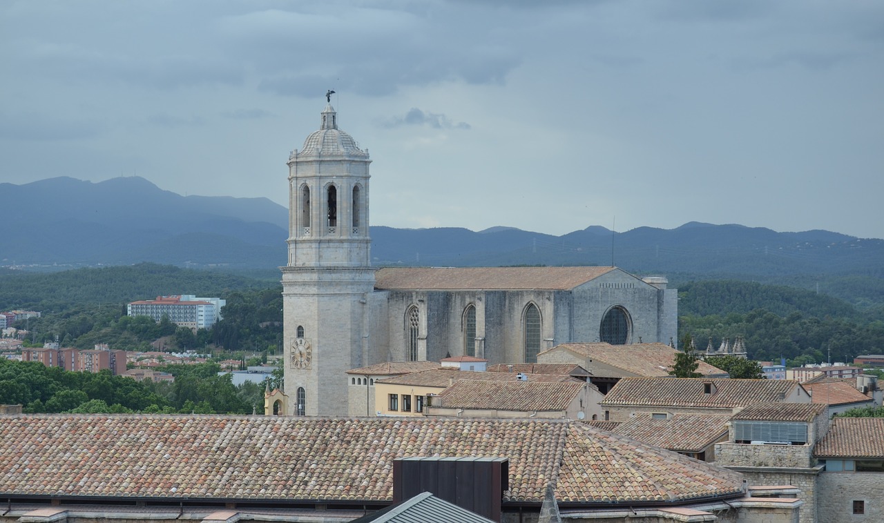 cathedral girona city free photo