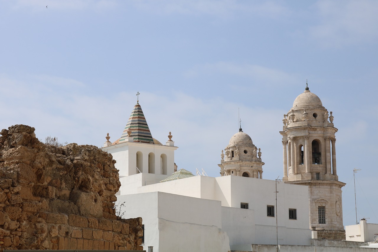 cathedral  cadiz  spain free photo