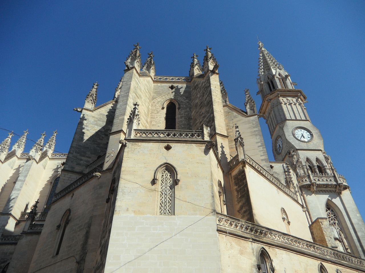 cathedral church imposing free photo