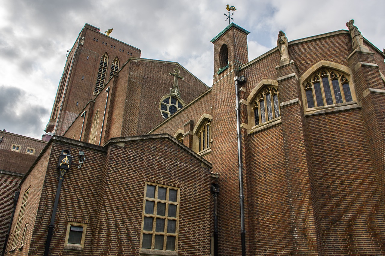 cathedral  building  architecture free photo