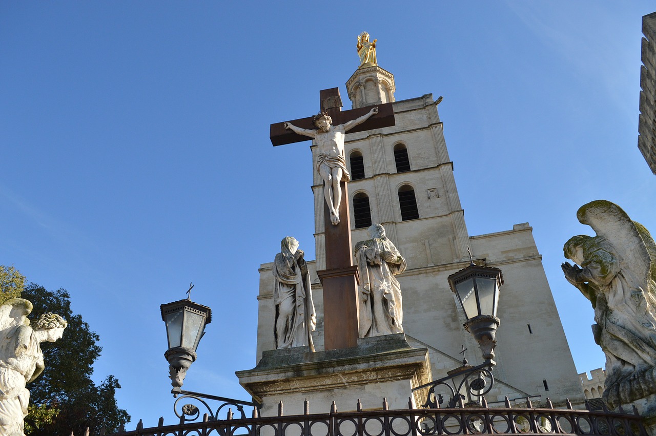 cathedral avignon religion free photo