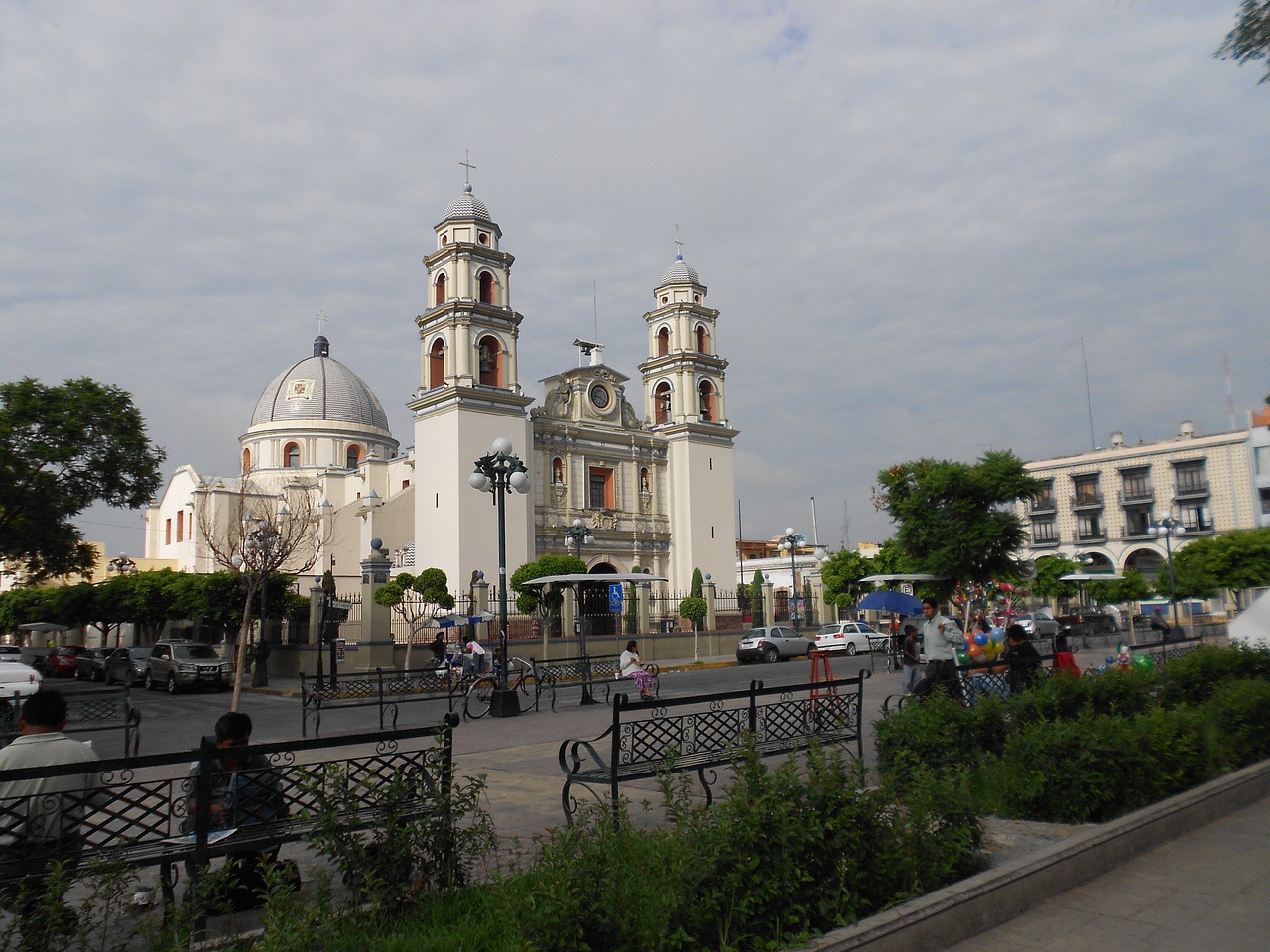 cathedral tehuacán puebla free photo