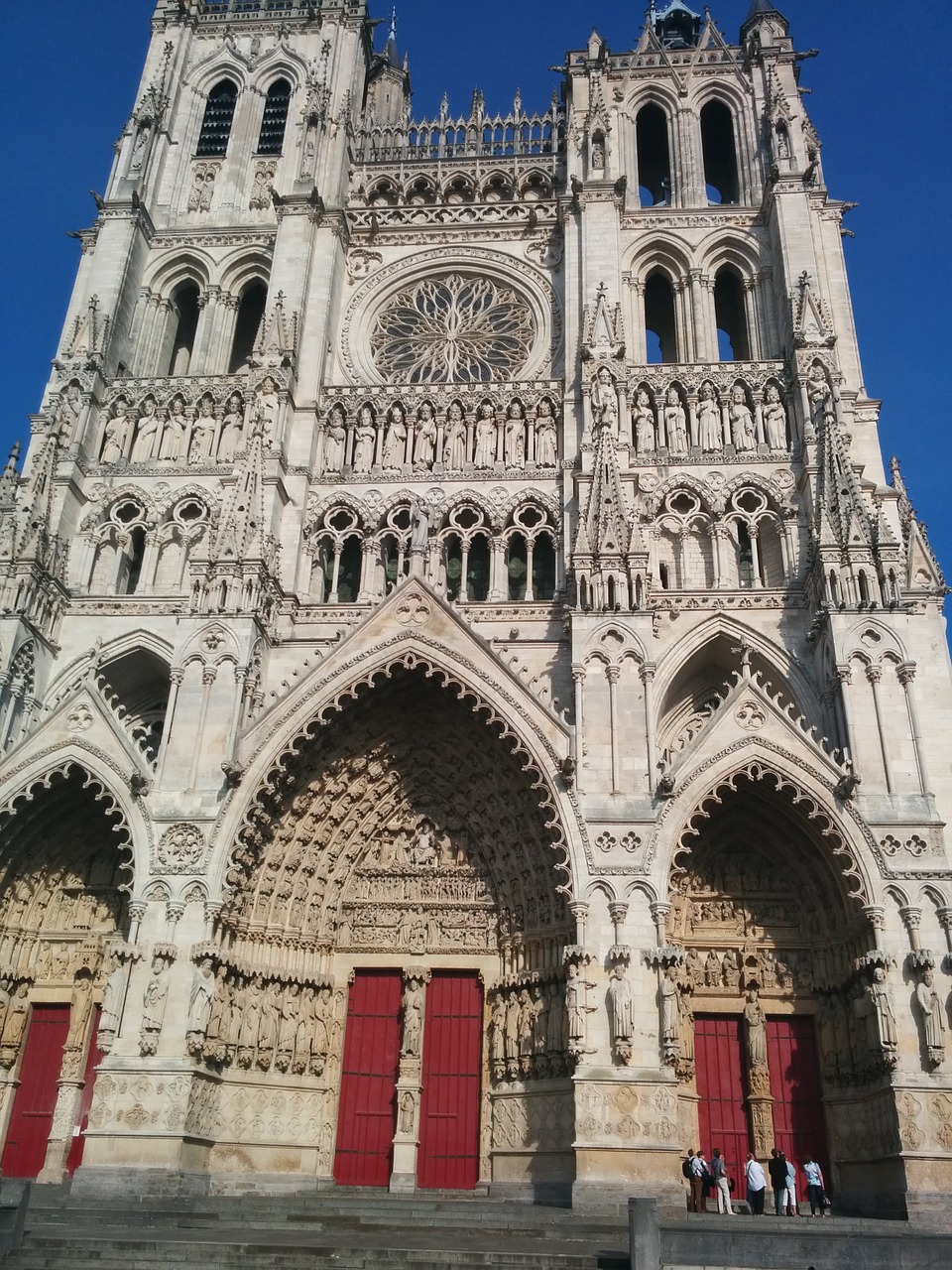 cathedral amiens france free photo