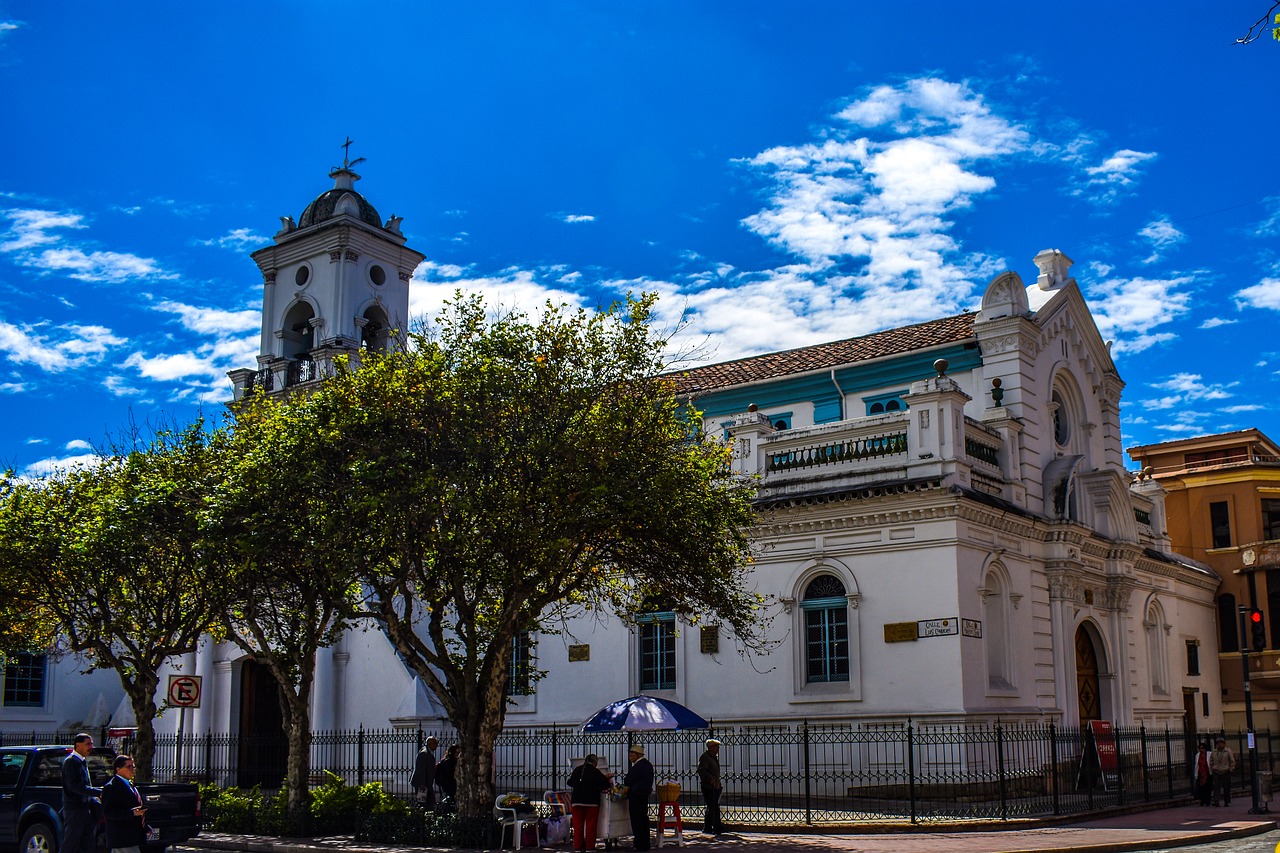 cathedral basin  church  traditional free photo