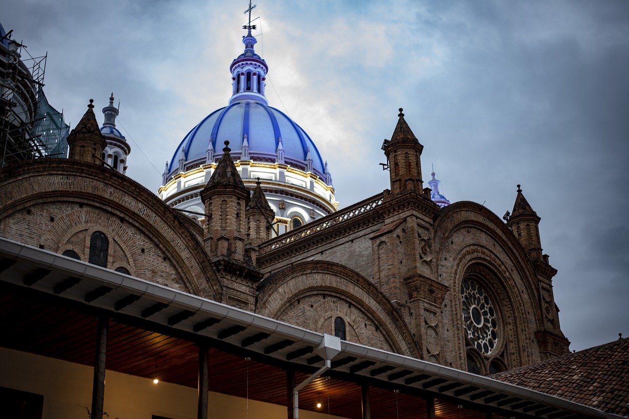 cathedral of cuenca  ecuador  architecture free photo