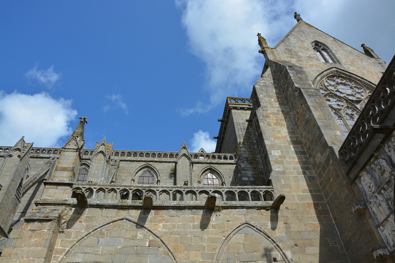 cathedral of dol de bretagne tourist town wall free photo