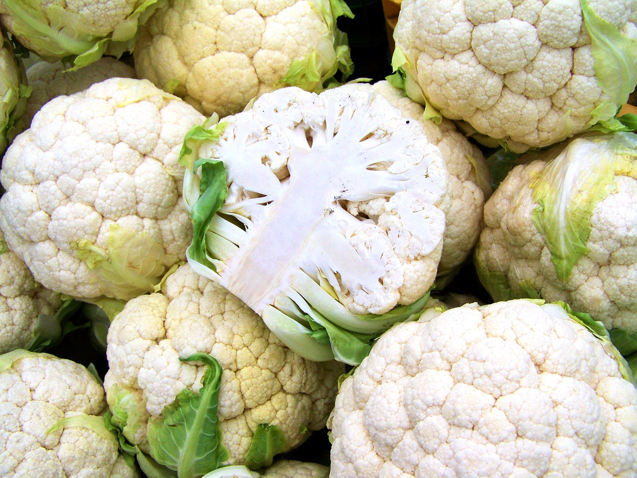 cauliflower white vegetable food free photo