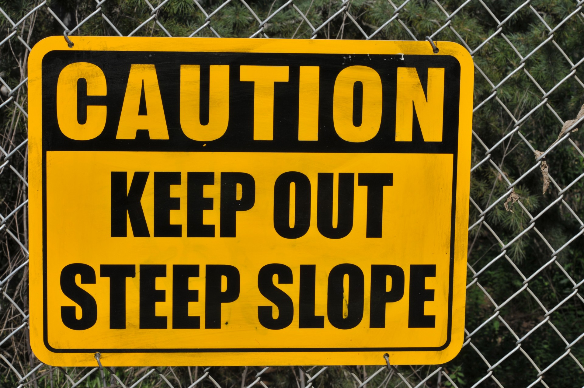caution sign deep slope free photo