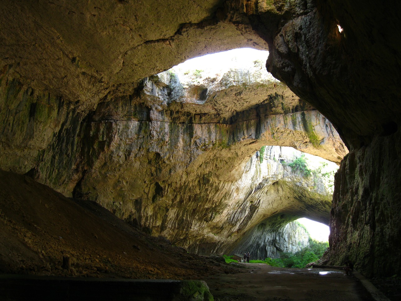 cave devetashka bulgaria free photo