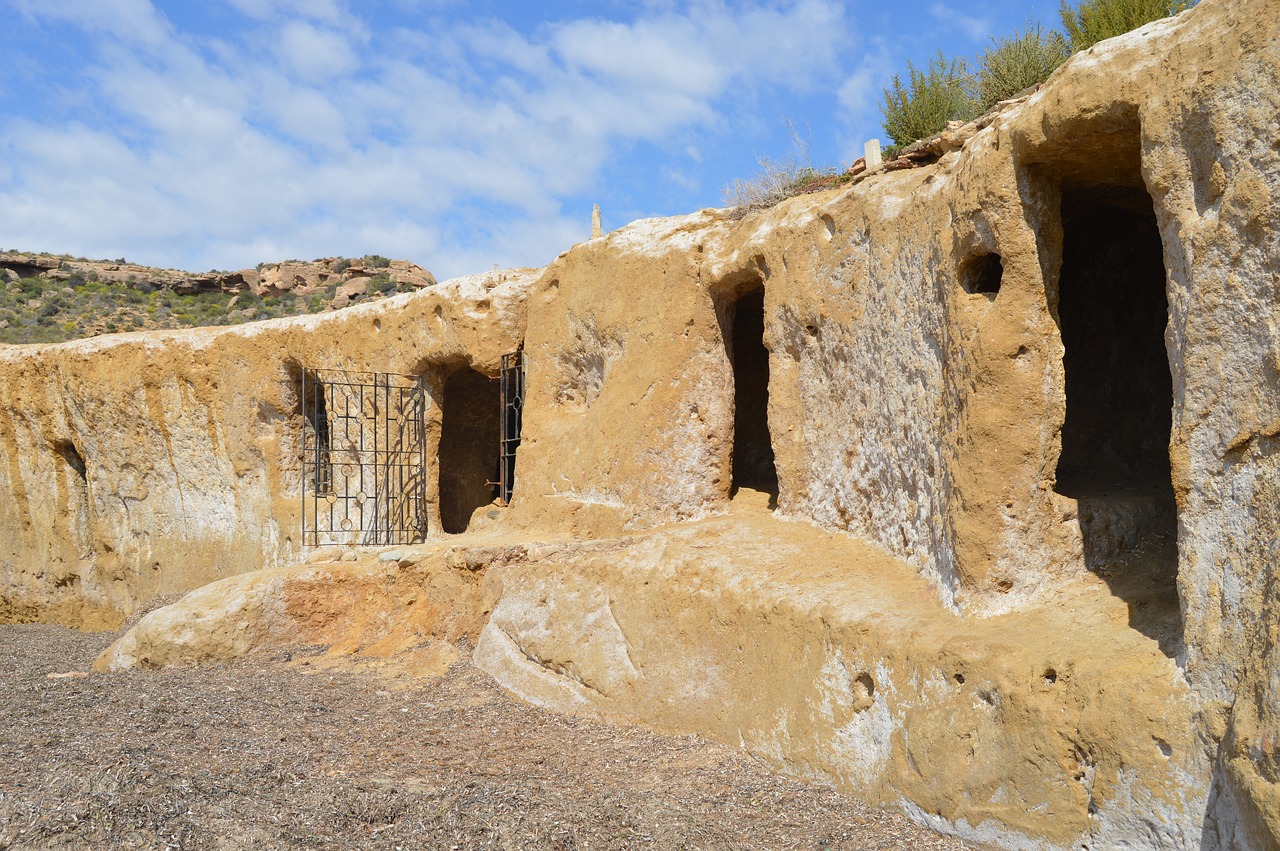 cave rock sandstone free photo