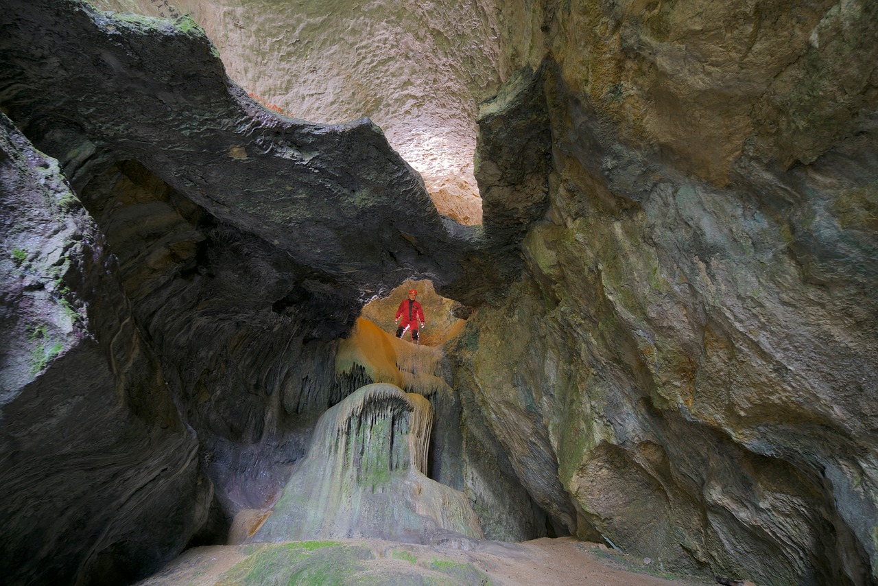 cave calcite cavity free photo